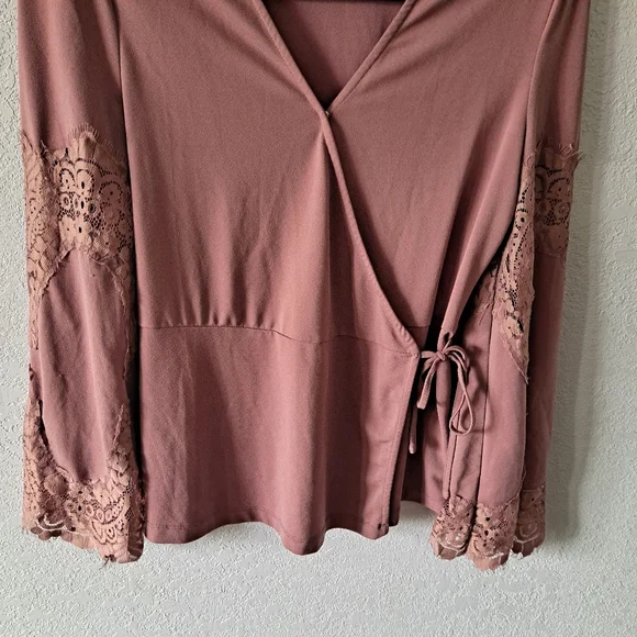 Adrianna Papell Mauve Wrap Blouse - Picture 3 of 6